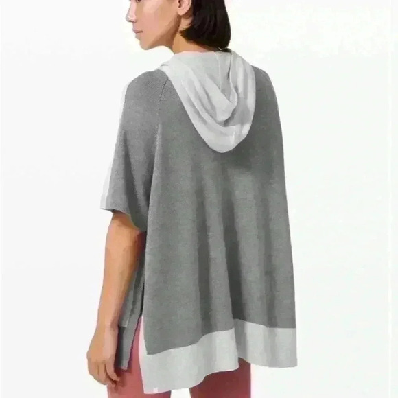 Lululemon Opened Up Poncho M/L - Picture 3 of 14